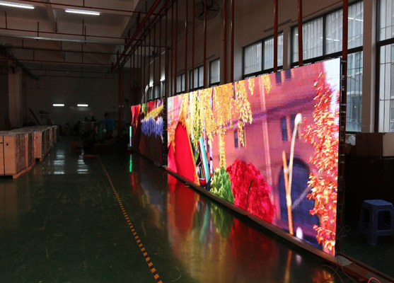 Système commercial de panneau de mur de LED, panneau d'affichage visuel de fer du mur SMD de P5 LED